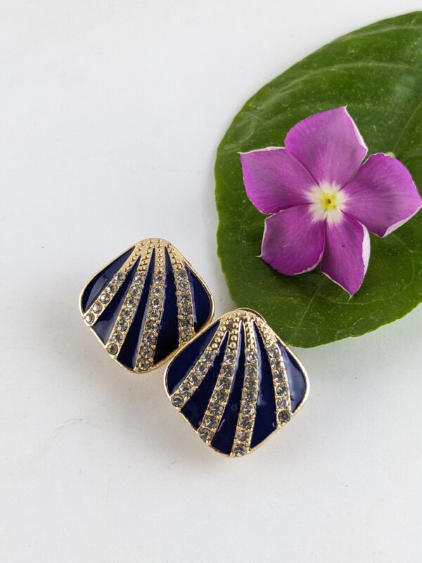 Earring No.1